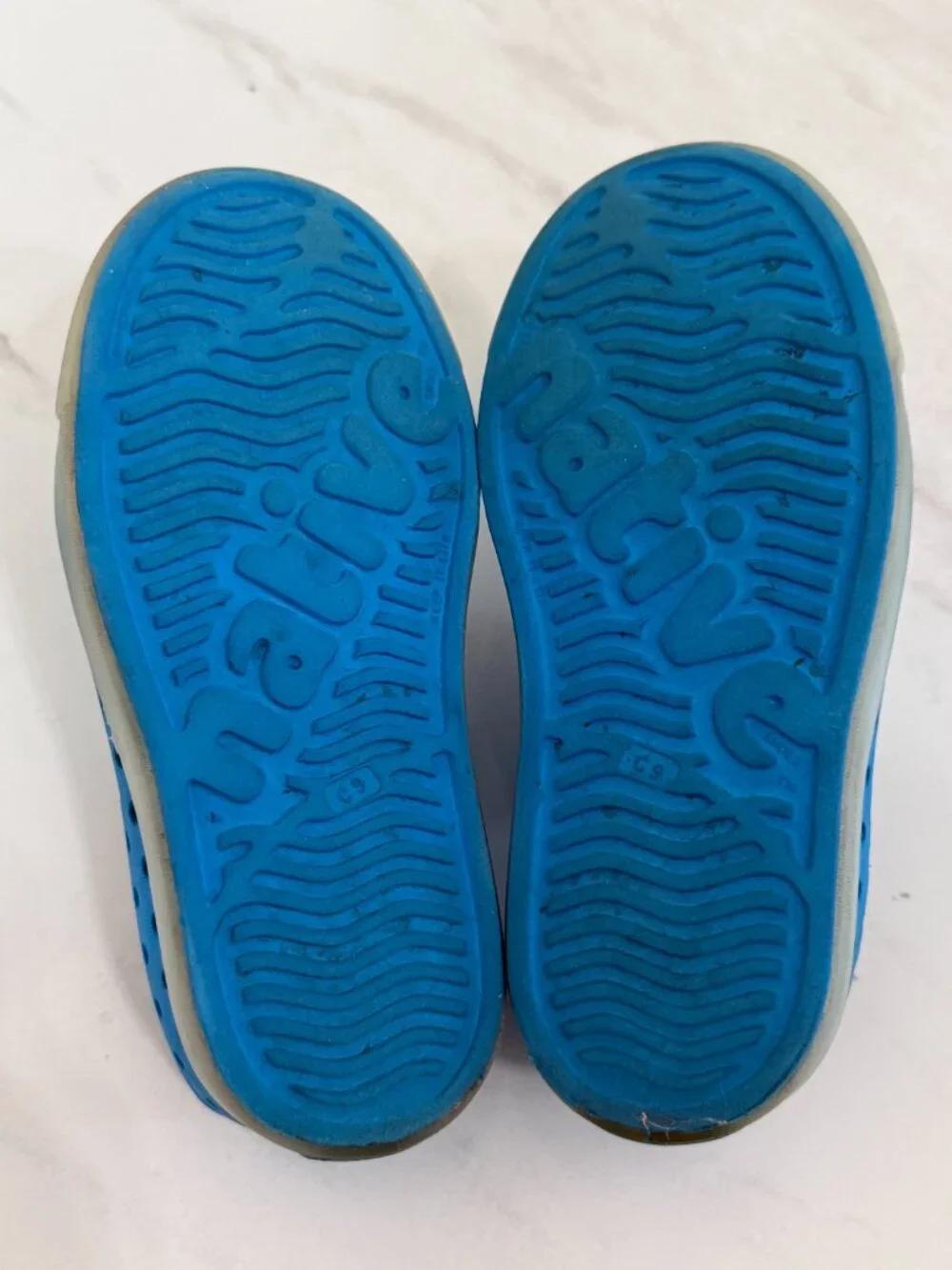 Native Shoes Jefferson Blue Slip-On Water Shoes Kids C9 Toddler 9